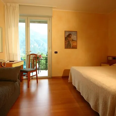 Hotel Castel Lodron Storo